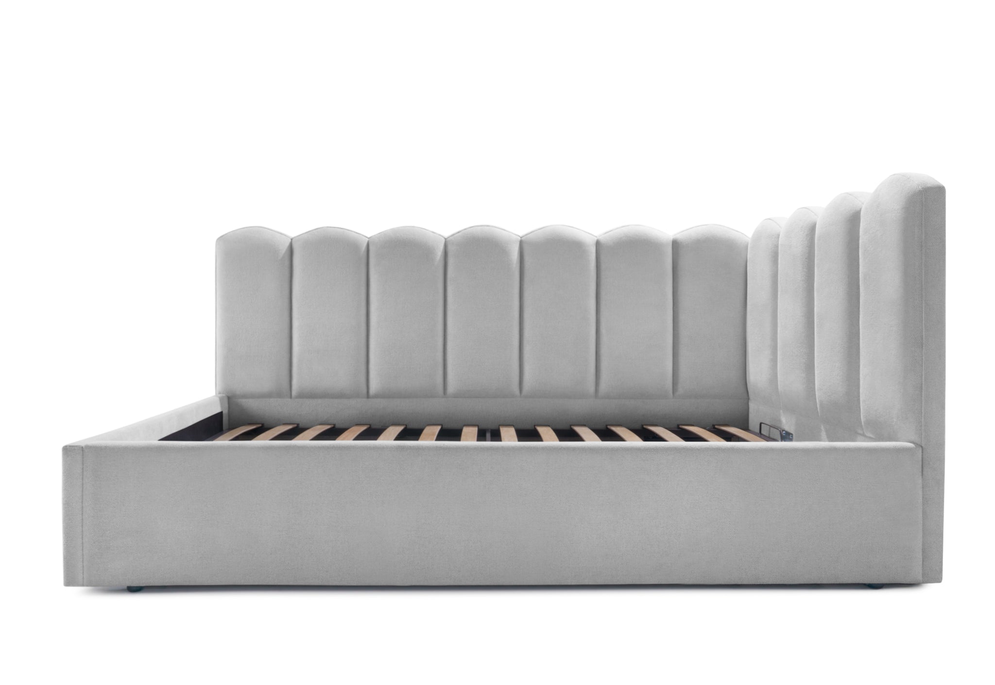 Pat Tapitat Princess de colt, cu somiera rabatabila si lada depozitare