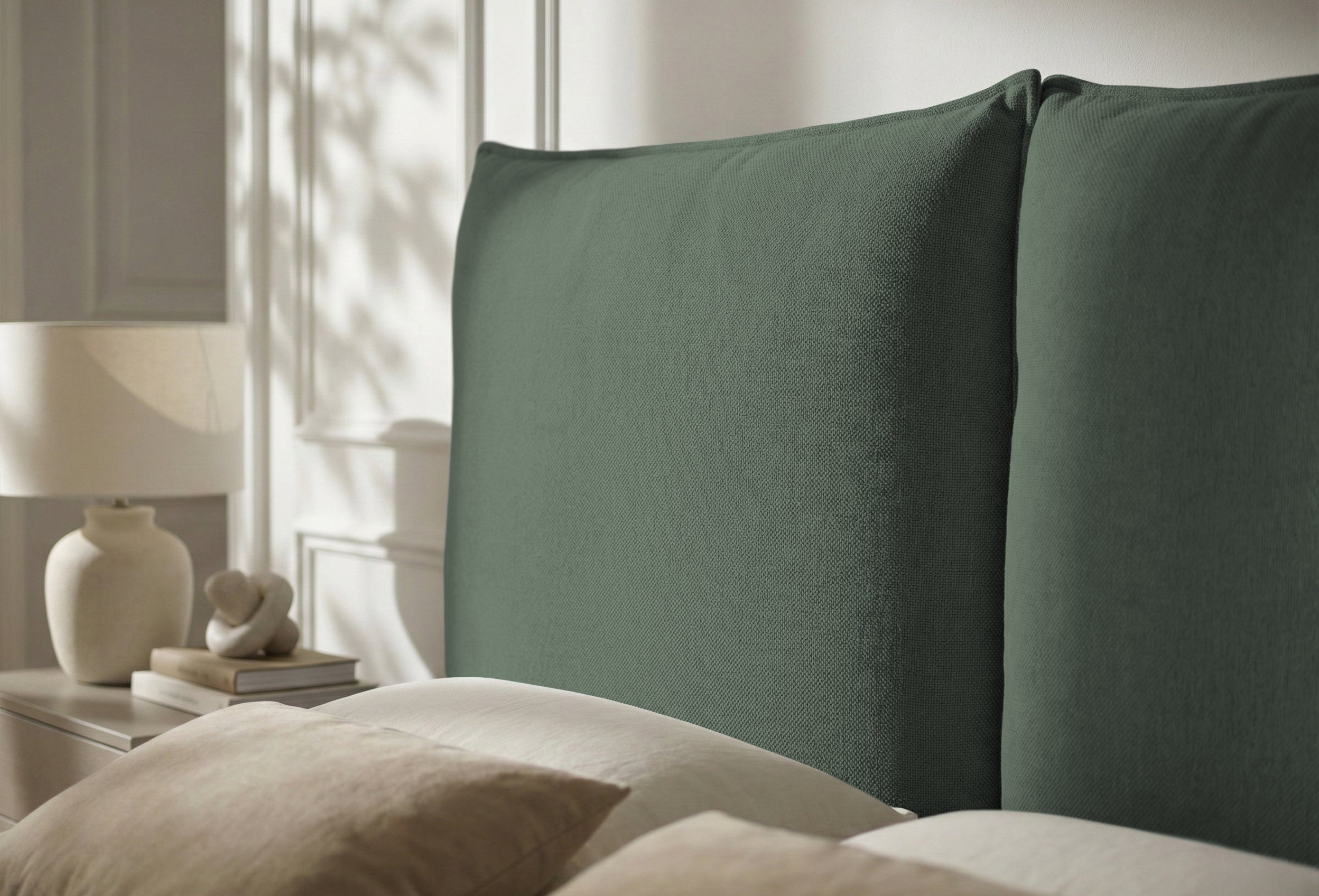 Pat Tapițat Rossi, cu somieră fixă și tăblie înaltă, verde inchis, #color_Verde-Inchis-Loft