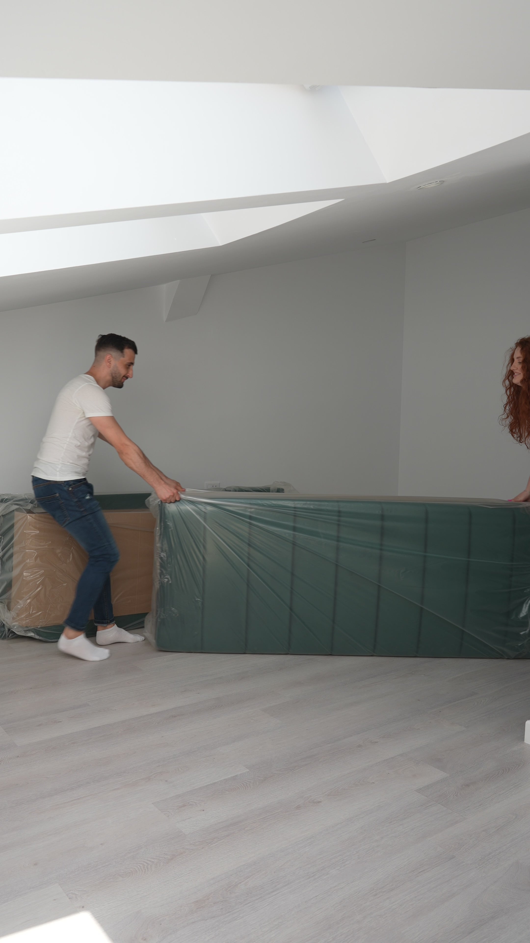 Canapea Extensibila 3 locuri Diego, cu lada de depozitare, 230x92x90 cm - Prestigehome.ro - Canapea - Prestige 