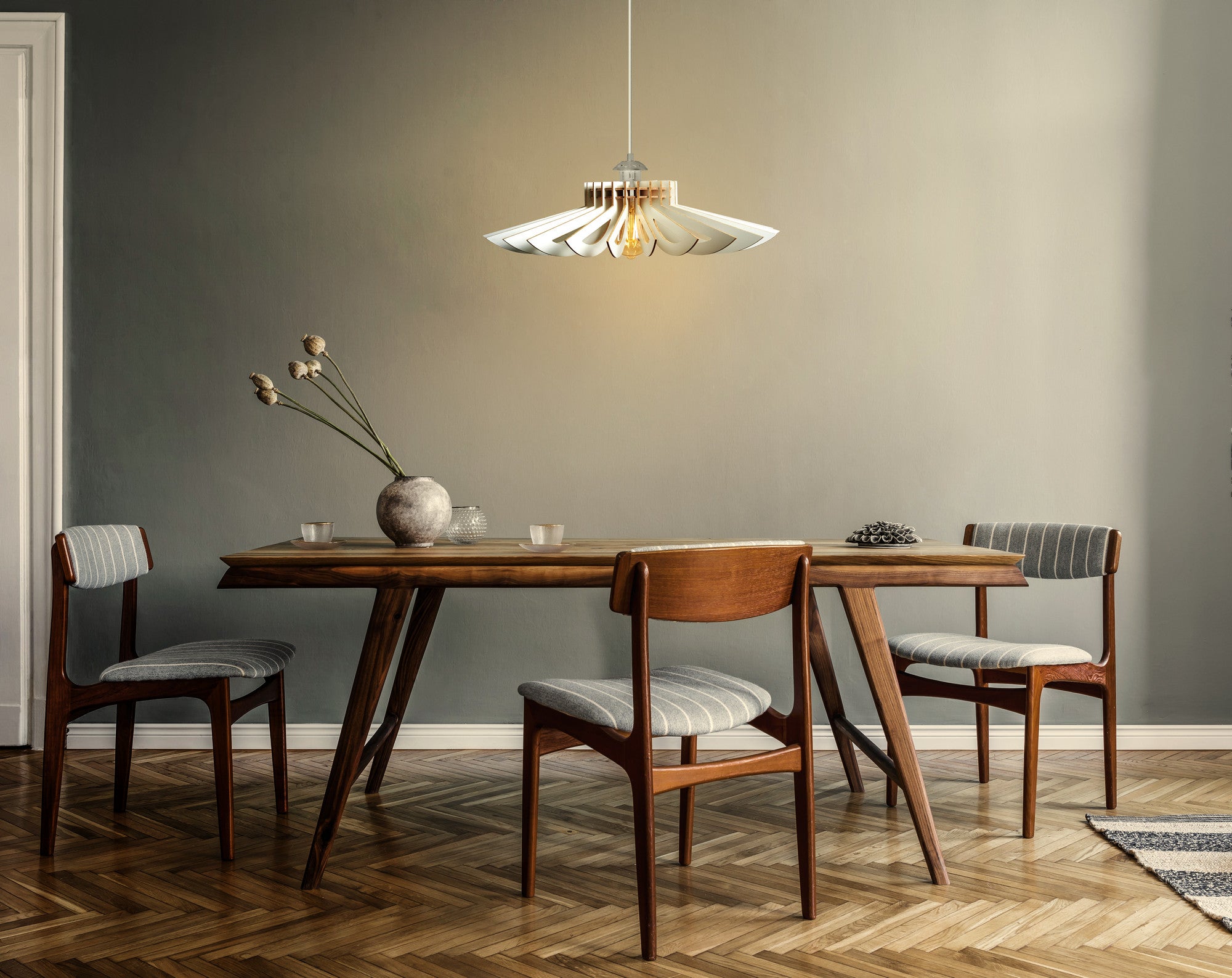 Lustra Valera înălțime reglabila, fasung E27 MAX 45-60 WPrestigehome.ro - Iluminat - Prestige - #Culoare_Alb